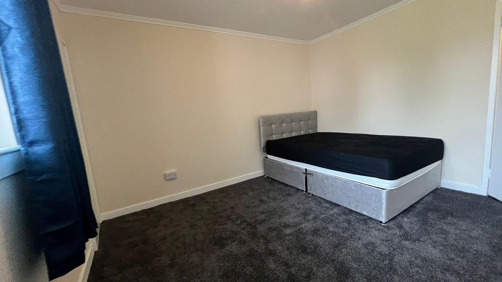 Apartment in Glasgow - View 5