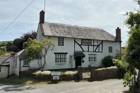4 bedroom semi-detached house for sale, Stradbrook, Bratton, BA13