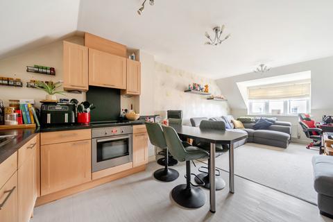 2 bedroom flat for sale, Broadacre Place, Hampshire PO14