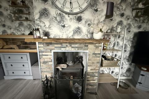 3 bedroom semi-detached house for sale, Burford Way, Hitchin, SG5