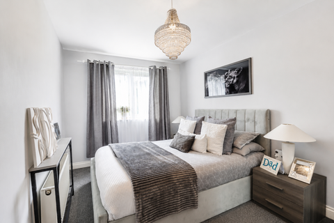 2 bedroom flat for sale, The Dell, Southampton