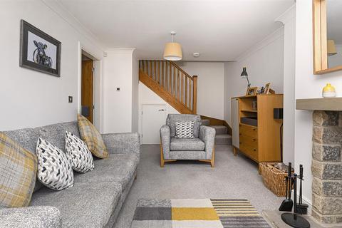 3 bedroom cottage for sale, Keepers Way, Huddersfield