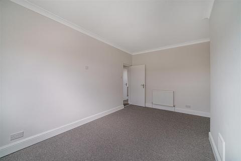2 bedroom flat to rent, Cotswold Street, West Norwood, SE27
