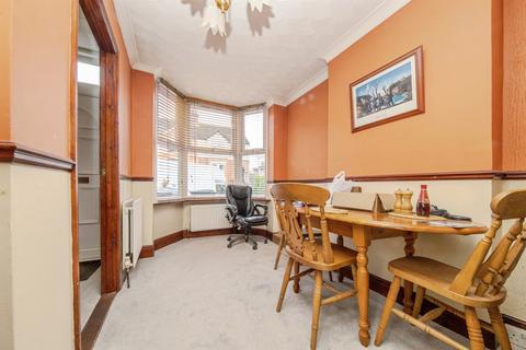 2 bedroom end of terrace house for sale, St. Johns Road, Ipswich