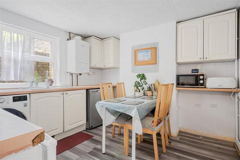 3 bedroom terraced house for sale, Hills Road, Cambridge CB2