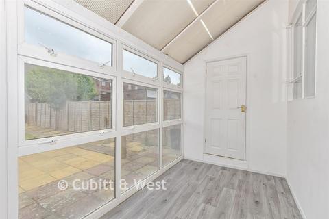3 bedroom semi-detached house for sale, Court Close, Portsmouth PO6