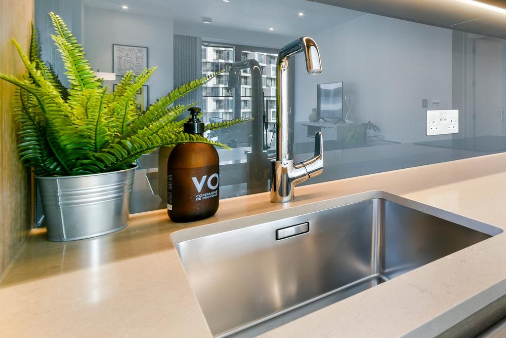 Apartment in London - View 4