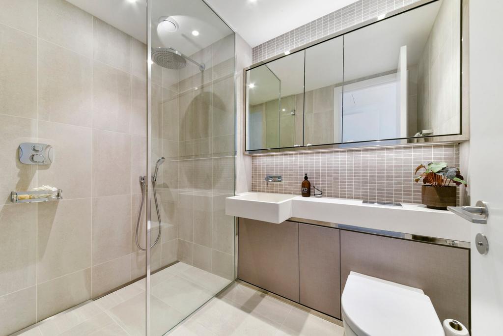 Apartment in London - More