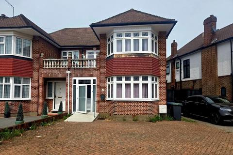 3 bedroom semi-detached house for sale, Sussex Way, Cockfosters, EN4