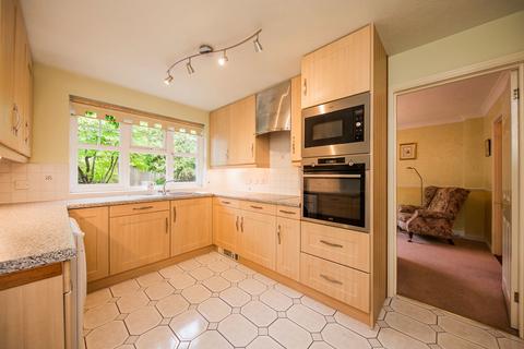 4 bedroom detached house for sale, Starfield, Crowborough