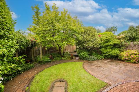 4 bedroom detached house for sale, Starfield, Crowborough
