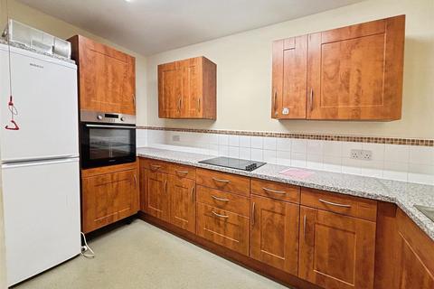 2 bedroom flat for sale, Baldwin Lane, Bradford BD14