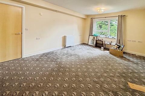 2 bedroom flat for sale, Baldwin Lane, Bradford BD14