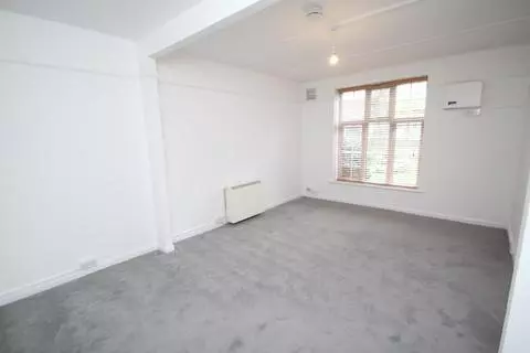 Studio to rent – pohled 2