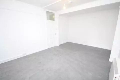 Studio to rent – pohled 3