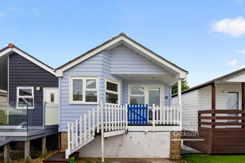 3 bedroom detached house for sale, Marsh Road, Cowes, Isle of Wight