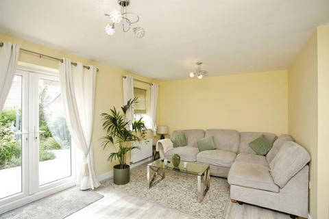 3 bedroom semi-detached house for sale, East Close, Cawston, Rugby