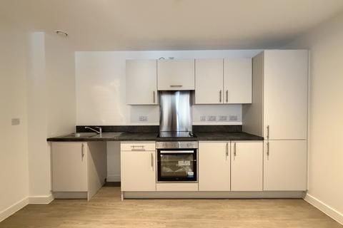 3 bedroom flat to rent, Block B, Bridgewater Wharf, Ordsall Lane, Salford, M5 3WH