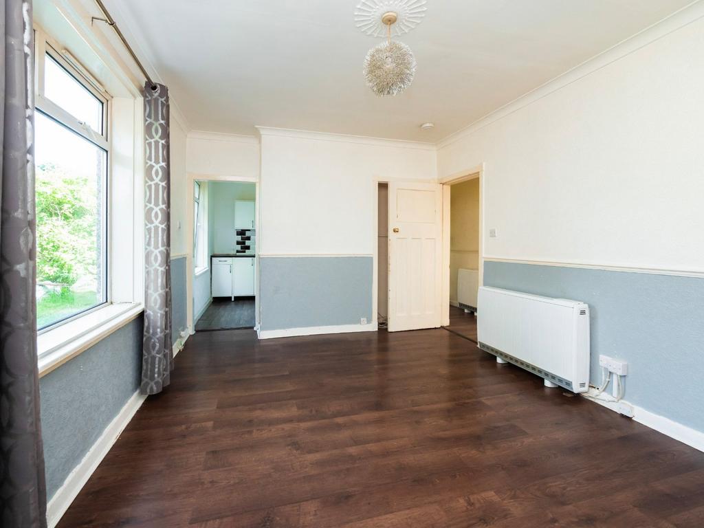 Apartment in Edinburgh, Corstorphine - More