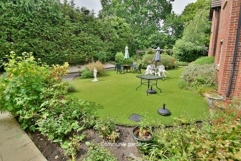 2 bedroom retirement property for sale, Ringwood Road, Ferndown, BH22