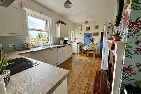 3 bedroom semi-detached house for sale, Mill Hill Road, Cowes