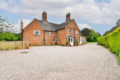 5 bedroom farm house for sale, Uttoxeter Road, Handsacre, Rugeley, WS15
