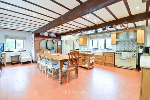 5 bedroom farm house for sale, Uttoxeter Road, Handsacre, Rugeley, WS15