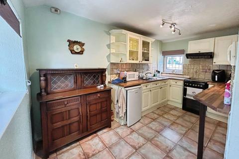 3 bedroom detached bungalow for sale, Hawthorn Avenue, Baglan, SA12