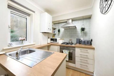 1 bedroom apartment for sale, Sussex Place, Slough