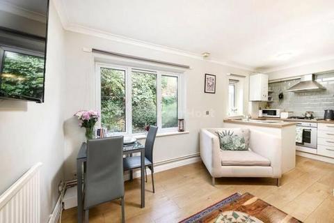 1 bedroom apartment for sale, Sussex Place, Slough