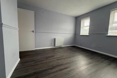 1 bedroom flat to rent, Horse Bridge Close