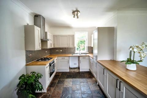 3 bedroom end of terrace house for sale, Drysiog Inn, 26 Commercial Street, Ebbw Vale, Gwent, NP23 6BS