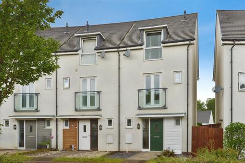 3 bedroom end of terrace house for sale, Top Fair Furlong, Redhouse Park, Milton Keynes