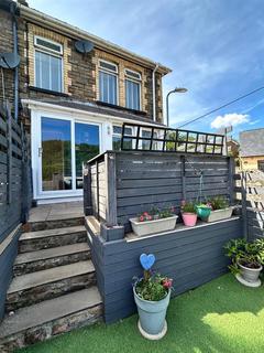 2 bedroom end of terrace house for sale, Old Lane, Pontypool NP4