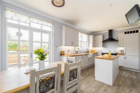 undefined, 27 Buccleuch Chase, St. Boswells, Melrose
