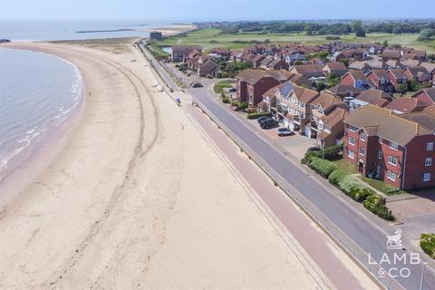 3 bedroom terraced house for sale, Selsey Avenue, Clacton-On-Sea CO15