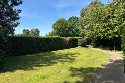 4 bedroom terraced house for sale, Pendenza, Cobham, Surrey, KT11
