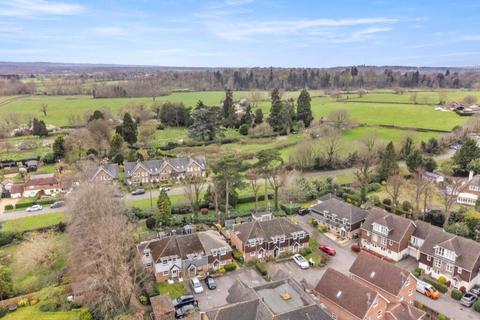 4 bedroom terraced house for sale, Pendenza, Cobham, Surrey, KT11