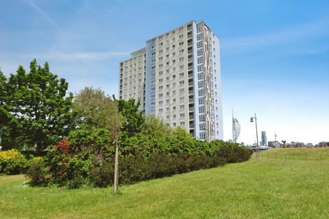 2 bedroom flat for sale, Harbour Tower, Trinity Green, Gosport, Hampshire, PO12