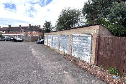 Land for sale, Garage Compound 2, Hawthorne Crescent, Berkshire, SL1 3NQ