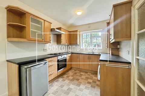 2 bedroom cottage to rent, Victoria Hill Road, Fleet, GU51