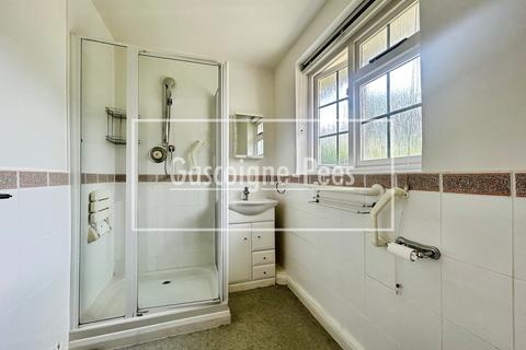 2 bedroom cottage to rent, Victoria Hill Road, Fleet, GU51