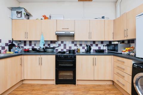 4 bedroom maisonette for sale, Staple Hill Road, Bristol, BS16