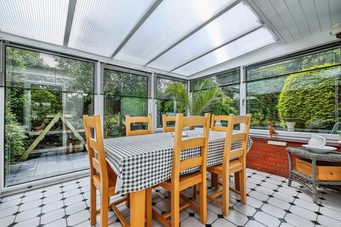 3 bedroom semi-detached house for sale, Gisburn Close, Silverdale, Nottingham, NG11
