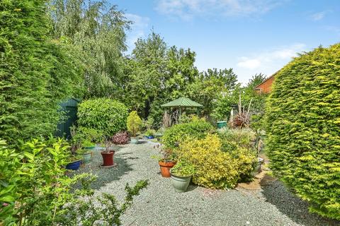 3 bedroom semi-detached house for sale, Gisburn Close, Silverdale, Nottingham, NG11