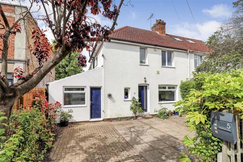 Semi-detached house - Hawthorn Way, Cambridge
