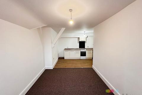 3 bedroom flat to rent, Gaunt Street, LINCOLN