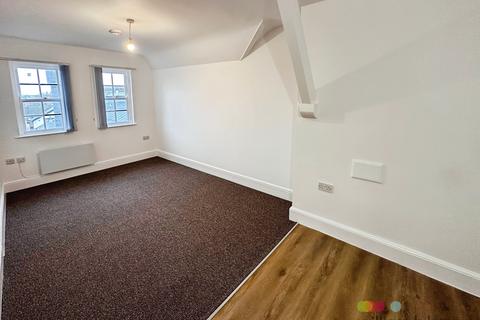 3 bedroom flat to rent, Gaunt Street, LINCOLN