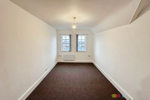 3 bedroom flat to rent, Gaunt Street, LINCOLN
