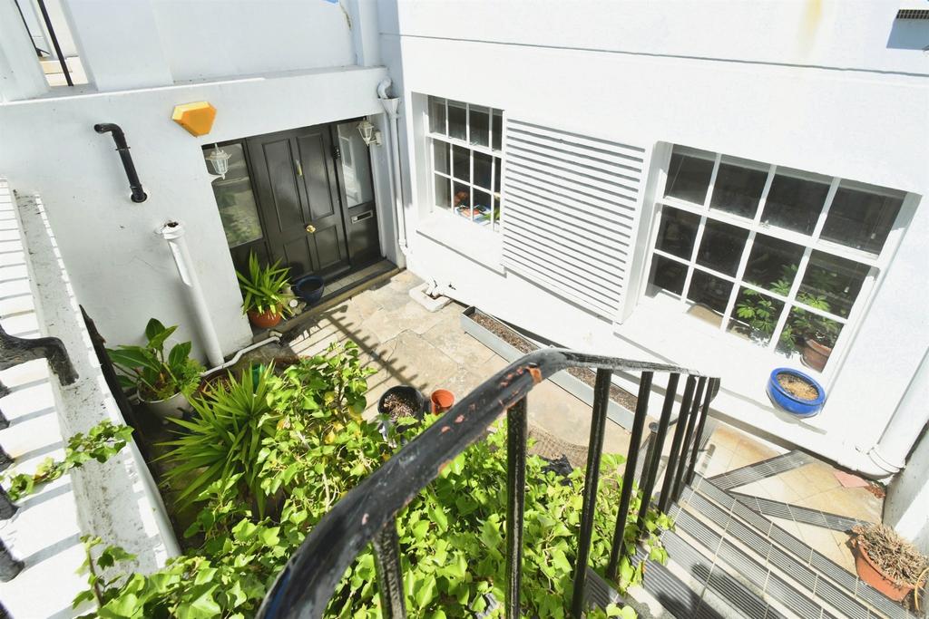 Apartment in Brighton, Kemptown - View 4